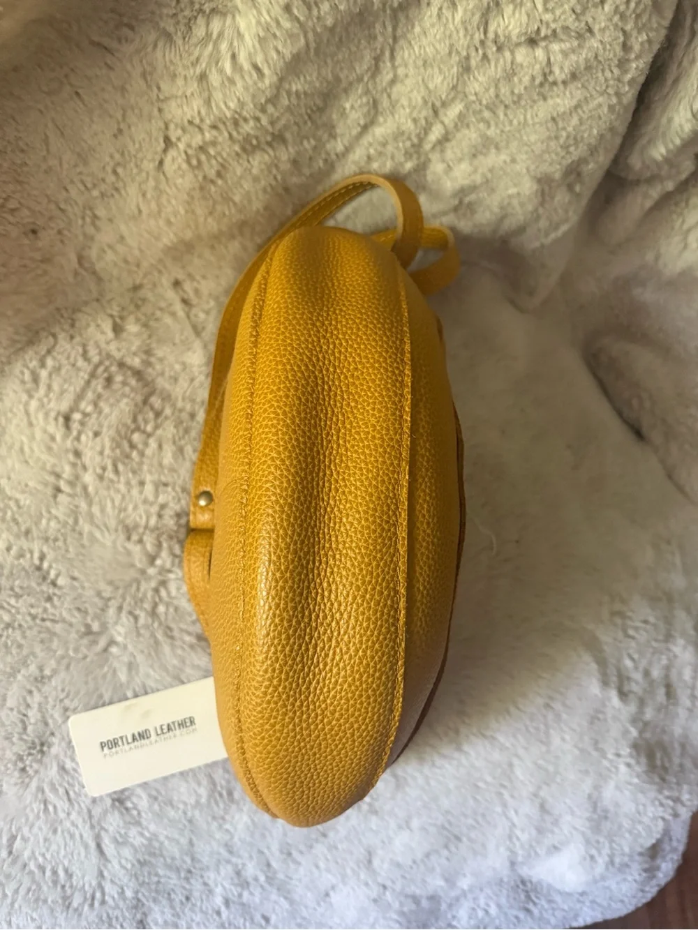 Portland leather large koala sling bag in sunshine NWT